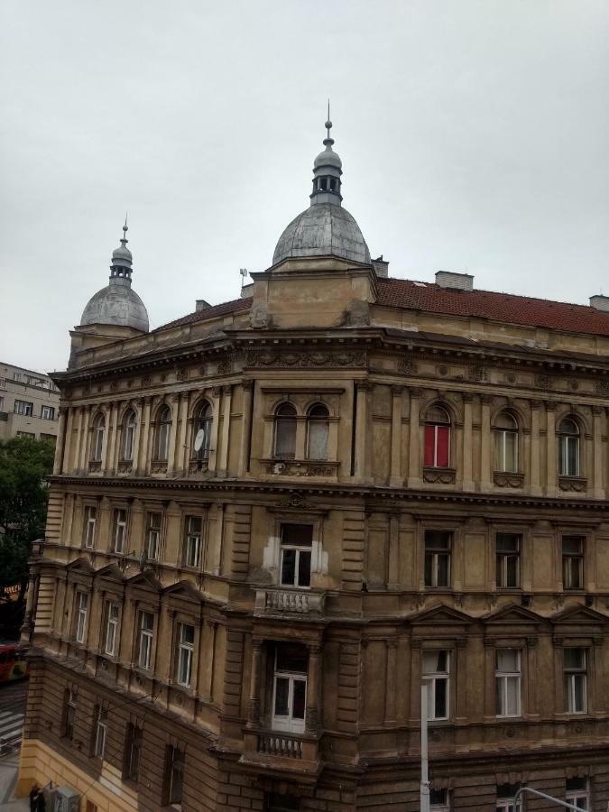 Hostel Irmas Prag Exterior foto